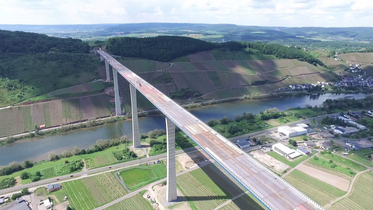 Luftaufnahme Brücke